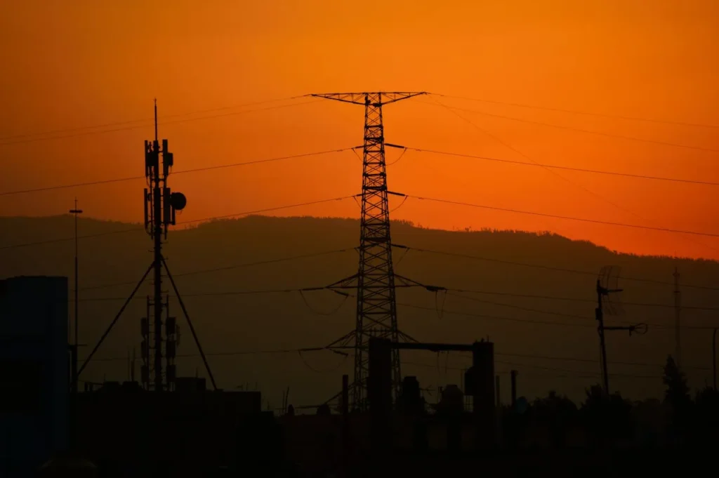 Tower to Antenna